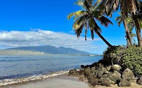 Cozy Maui Studio Retreat Just Steps To The Sand!